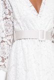 Mini robe blanche._