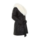 Zwarte leatherlook jas voor meisjes met witte pels._