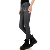 Trendy grijze leatherlook broek._