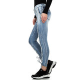 Fashion skinny jeans met veters._