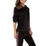 Sportieve zwarte velvet loungewear._