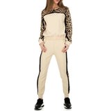 Hippe beige loungewear met print._