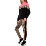 Zwarte-koraal rode loungewear met print._