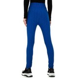 Sportieve blauwe legging met struktuur._