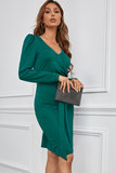 Trendy groene midi jurk met v-neck._