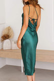 Groene satijnen one shoulder maxi jurk._