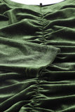 Trendy korte groene velvet jurk._