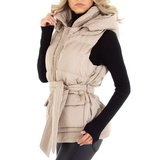 Stylische korte beige gewatteerde bodywarmer._