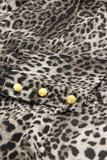 Trendy korte jurk met dierenprint._