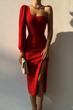 Elegante rode one shoulder midi jurk._