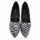 Zebrakleurige high heel pump Antonette._