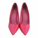 Fuchsia pump Adara._