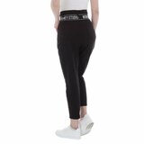 Trendy zwarte 7/8 jeans broek met hoge taille._