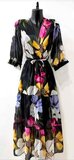 Robe longue noire a fleurs colores_