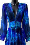 Maxi robe longue bleue mix a motif _