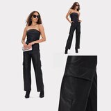 Trendy zwarte leatherlook look jumpsuit._