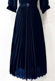 Elegante donker blauwe plisse maxi jurk.SOLD OUT_