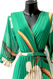 Elegante robe plissee verte_