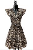 Trendy korte mouwloze jurk met animal print_