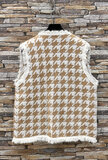 Beige-witte mouwloze cardigan_