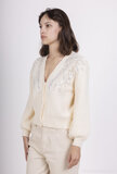 Fashion beige cardigan met vleugels_