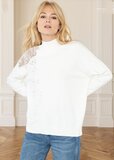 Magnifique pull-over blanc surdimensionné en maille_