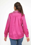 Elegante fuchsia satijnen oversized hemdblouse_