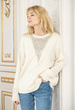 Pull beige surdimensionné avec col rond et strass_