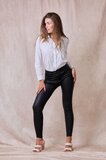 Zwarte slim fit leatherlook broek_