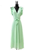 Elegante licht groene plisse maxi jurk._