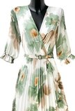 Prachtige groen beige maxi plisse jurk _