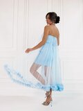 Elegante korte licht blauwe bustier jurk met tulle_