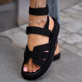 Zwarte daimen sandaal met platform zool Tinneke_