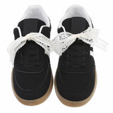  Lage zwarte sneaker Alison_