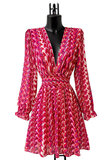 Mooie korte fuchsia-rode jurk met print_