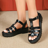 Zwarte sandaal met platform zool Carolina_
