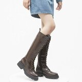 Bruine hoge veterboot Marja_