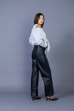Zwarte leatherlook broek met wijde pijpen_