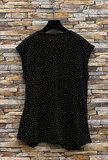 Chique mouwloze zwarte brillante blouse_