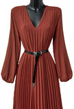 Klassieke terracotta maxi plisse jurk _