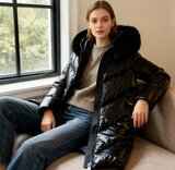 Cozy zwarte midi  gewatteerde winterjas met shiny look_