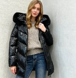 Cozy zwarte midi  gewatteerde winterjas met shiny look_