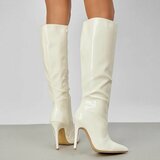 Beige hoge laklaars Gabrielle_