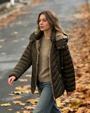 Sportieve kaki groene korte pufferjas_