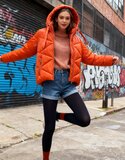 Trendy oranje korte down jacket_