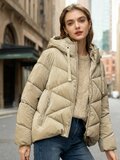 Trendy taupe korte down jacket_