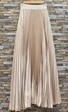 Lange beige plooirok in ultrazacht satijn_