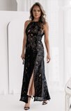 Magnifique robe longue en dentelle noire_