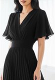 Robe longue plissée noire élégante_