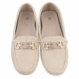 Beige suede mocassin Cora met gouden decoratie_